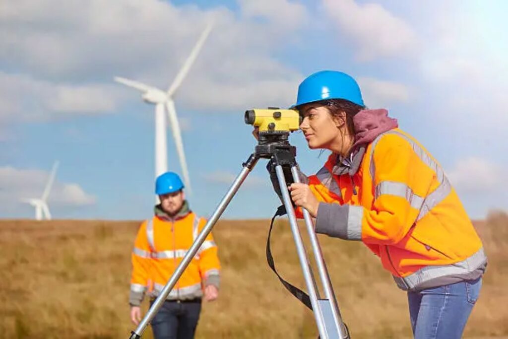 How to Choose the Right Engineering Surveyor for Your Needs